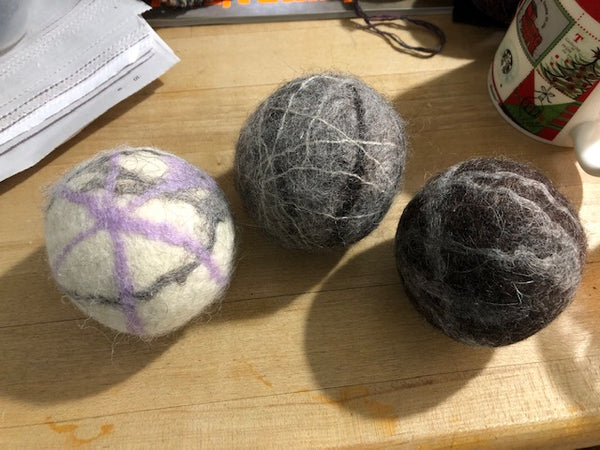 Dryer　Balls　Mixed　–　twig　Set　of　Three　Colors　fiber　crafts